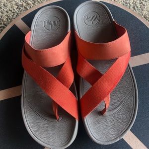FitFlop size 8 coral Sandals